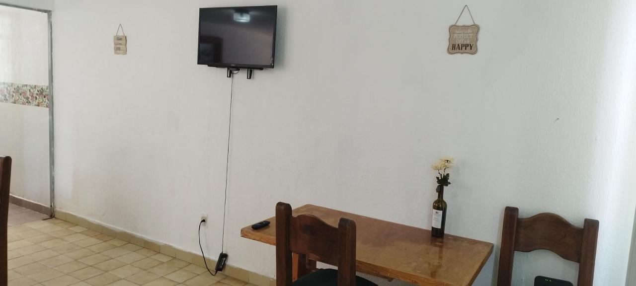 Alcatraz House Apartment Mendiola Ngoại thất bức ảnh